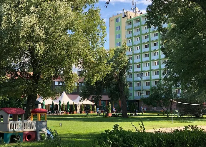 Magistern Konferencia Es Wellnesshotel Hotel Siófok